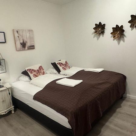 Superb Central Location, No Car Needed - Spacious アークレイリ エクステリア 写真