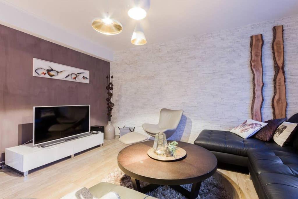 Superb Central Location, No Car Needed - Spacious アークレイリ エクステリア 写真