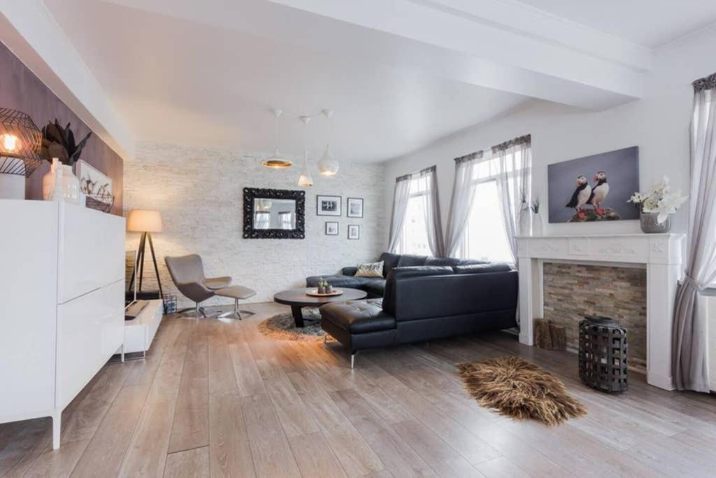 Superb Central Location, No Car Needed - Spacious アークレイリ エクステリア 写真